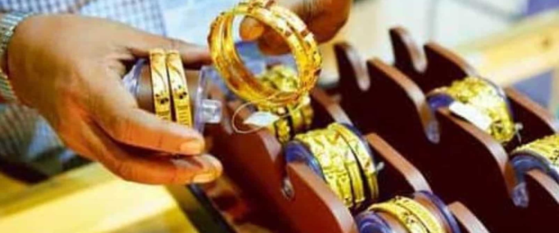 Which is better gold or gold bond?